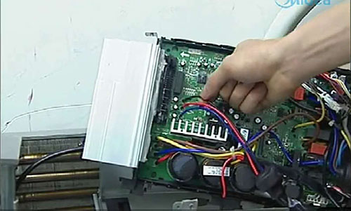 岗巴美的空调电话是多少